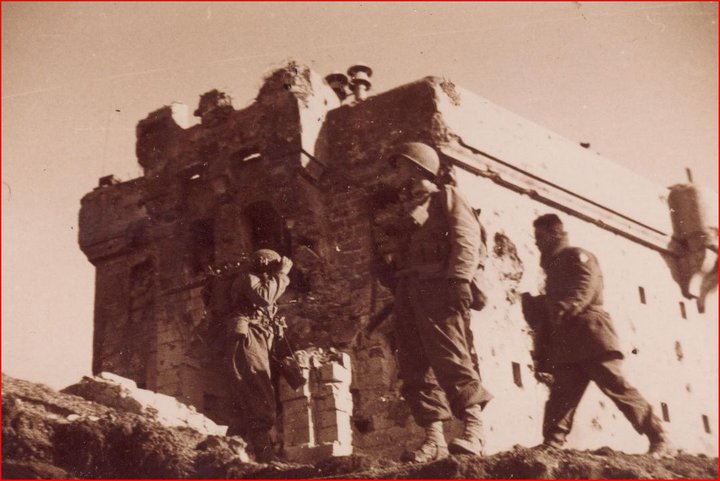 [Photos] Reconstitution combats de l'Authion-Avril 1945- ECPAD 16754710
