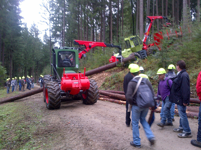 unimog mb-trac wf-trac pour utilisation forestière dans le monde - Page 13 32ea9f10