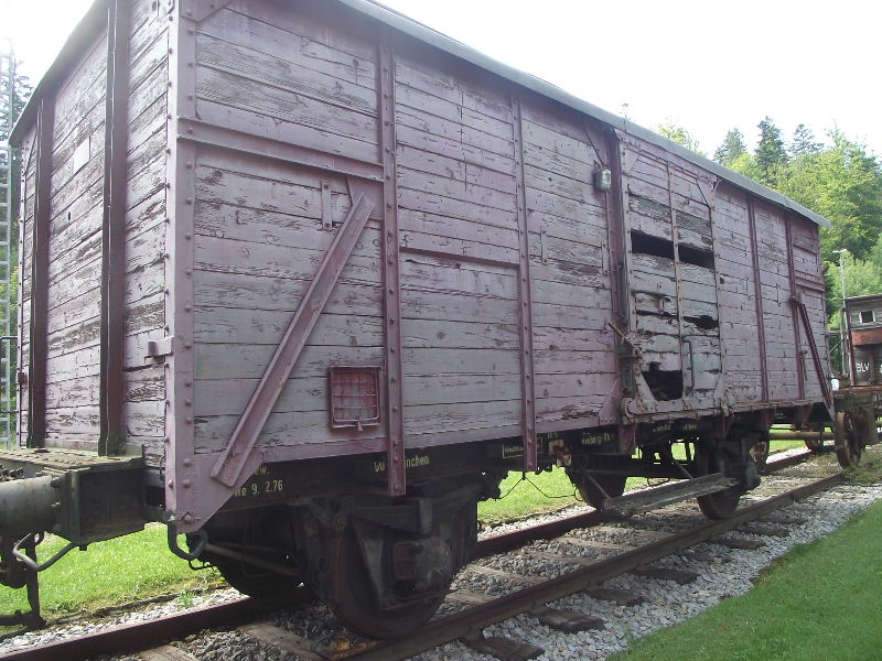 Güter- Personenwagen Beis_078