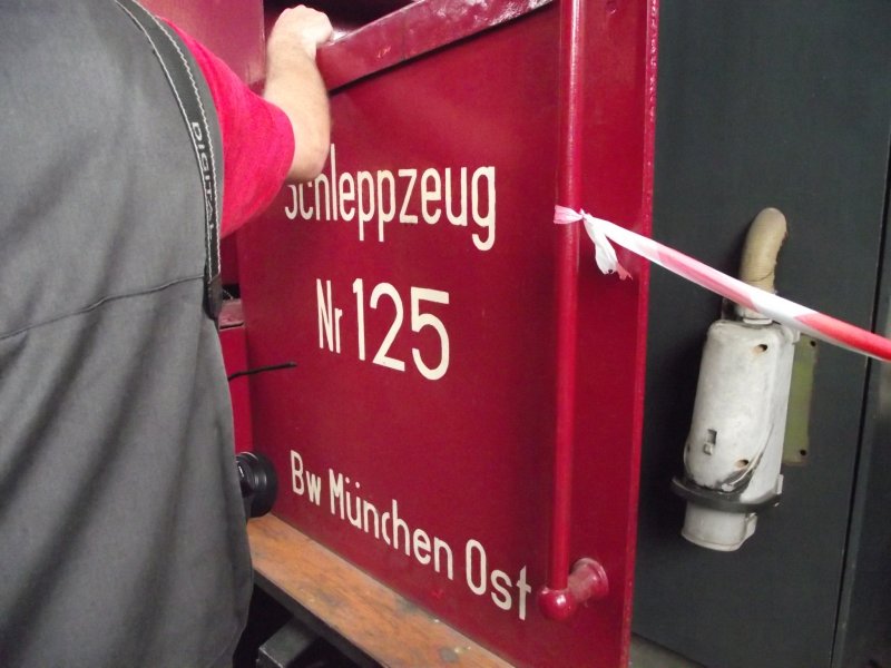 Das "Akku-Schlepp-Fahrzeug" , ASF Bp-a_107