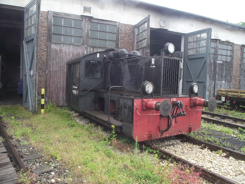 Kleindiesellok Köf II - DB-Baureihe 322-324 - DR BR 100 / 310 Nord_140