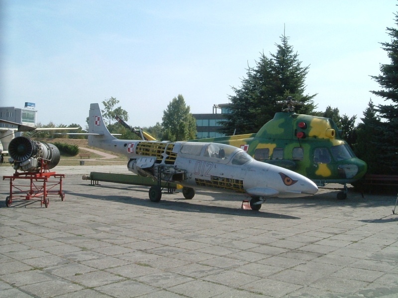 Krakow Aviation Museum - Poland Dscf0317