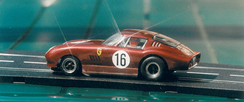 Carrera Ferrari 275 GTB Skmbt_13