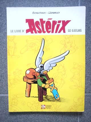 Les nouvelles acquisitions d'Astérix 1988 - Page 6 Dsc00343