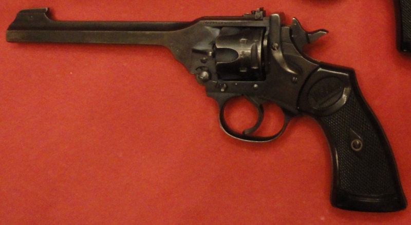 Webley MK IV 22R Dsc02810