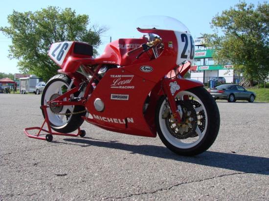 Ducati Twins à Couples Coniques : C'est ICI - Page 5 1000-r10