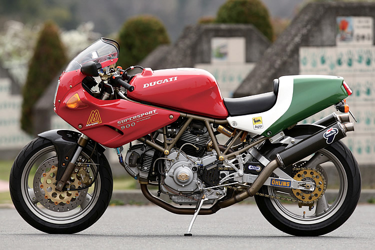 900SS carbu Ducat109
