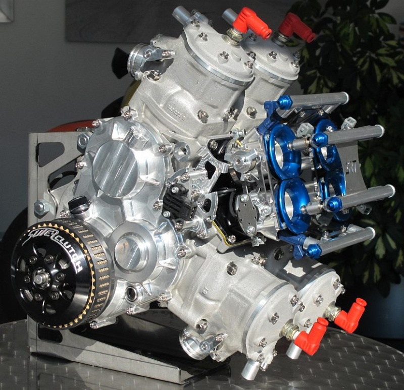 Suter 500SRT Engine14