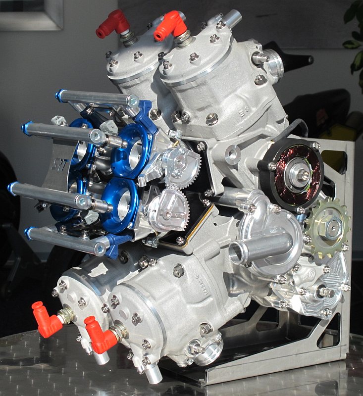 Suter 500SRT Engine15