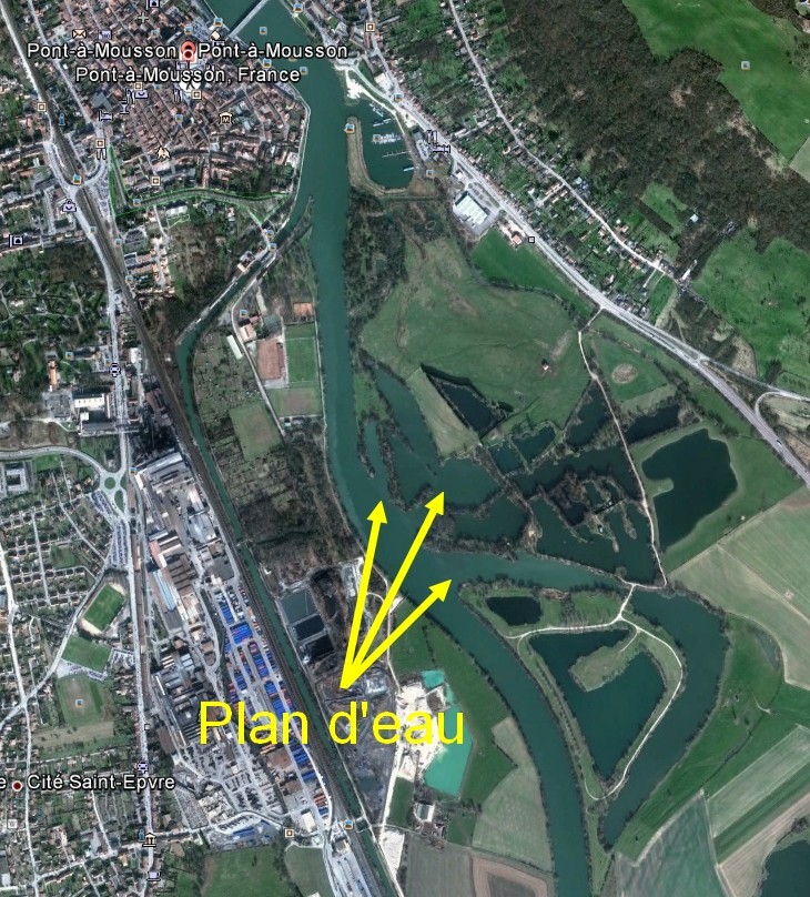 La Moselle et les plan d'eau avoisinant à Pont à Mousson ? Pam10