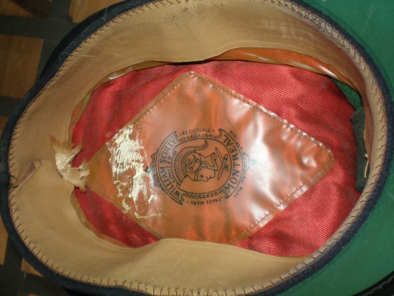 Latest arrival Merchant Navy ww2 and 1960 22 ieme regiment visor cap P7220015