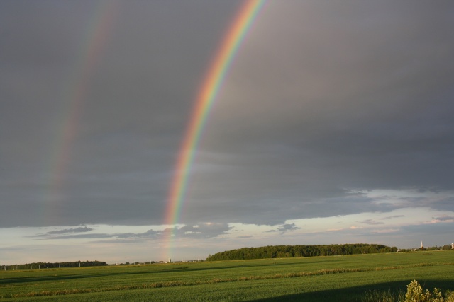 Arc-en-ciel et nuages Img_8516