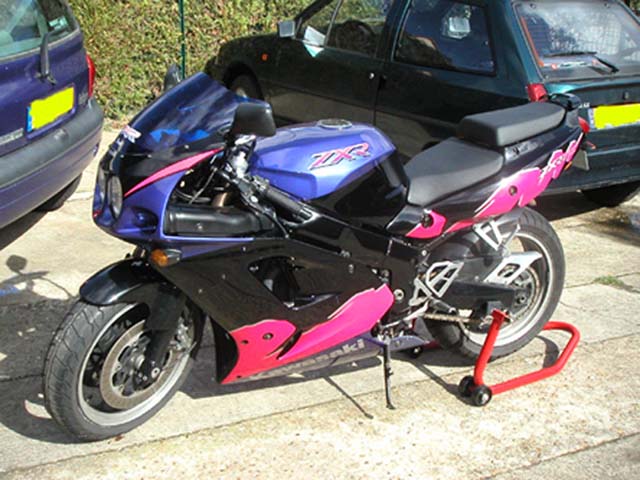 750 Gsxr K7 piste/route. - Page 2 Zxr10