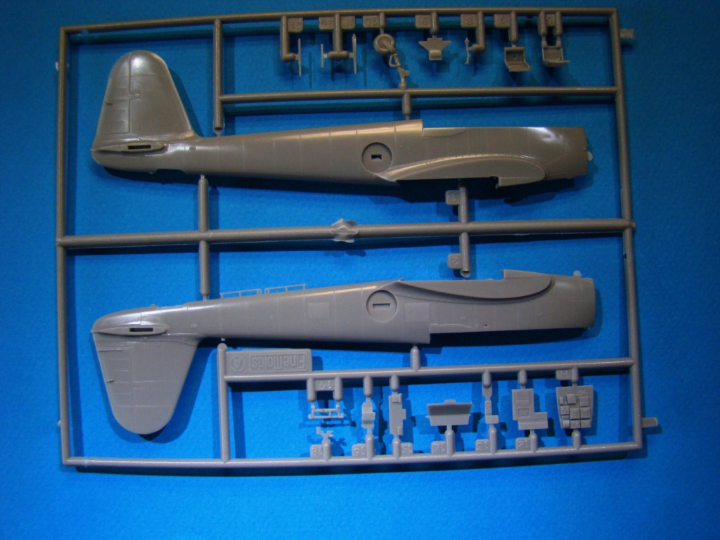 [Fine Molds] Messerschmitt Me-410 B-1/U2/R4 [FINI] Dsc06083