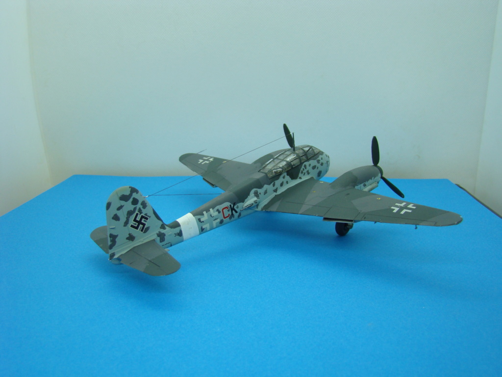 [Fine Molds] Messerschmitt Me-410 B-1/U2/R4 [FINI] - Page 2 Dsc06140