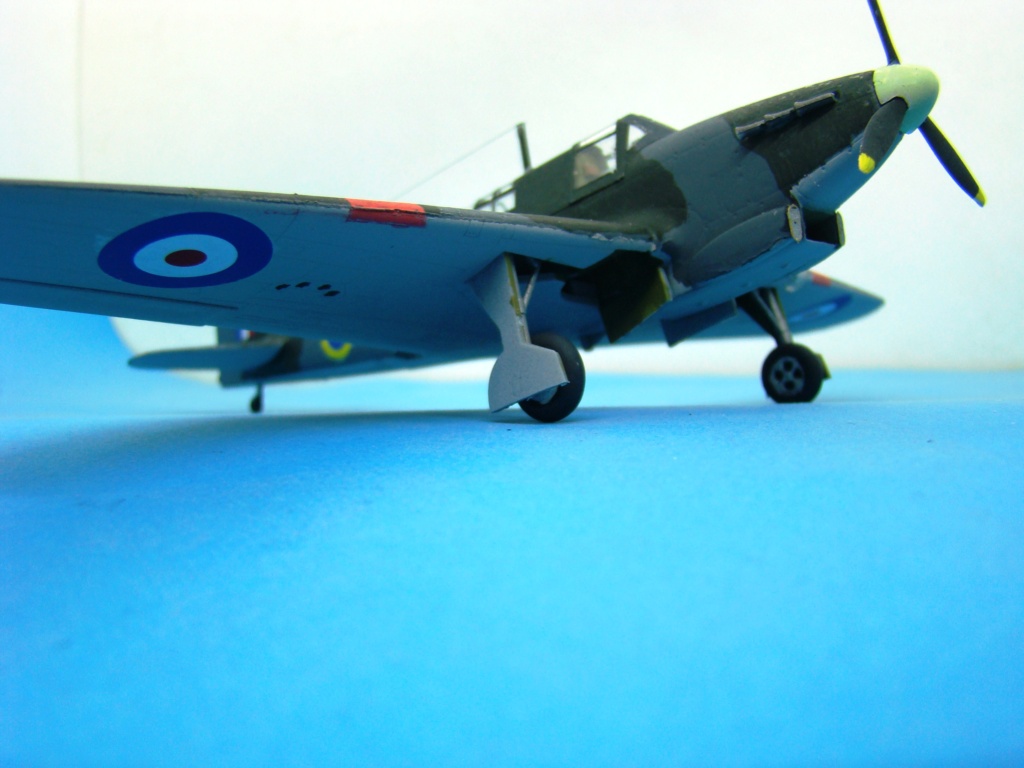 [AZ Model] Fairey Fulmar Mk II [FINI] Dsc09126