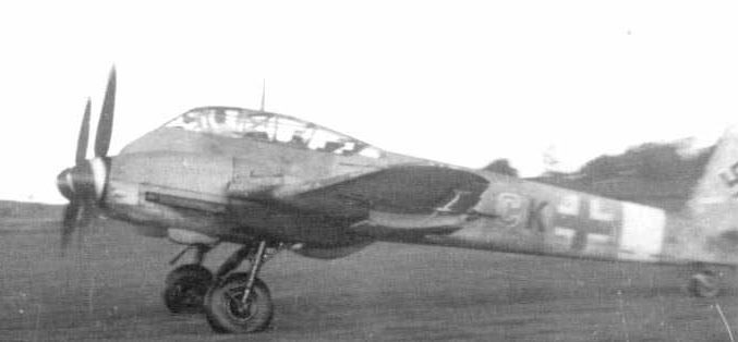 [Fine Molds] Messerschmitt Me-410 B-1/U2/R4 [FINI] - Page 2 Me41010