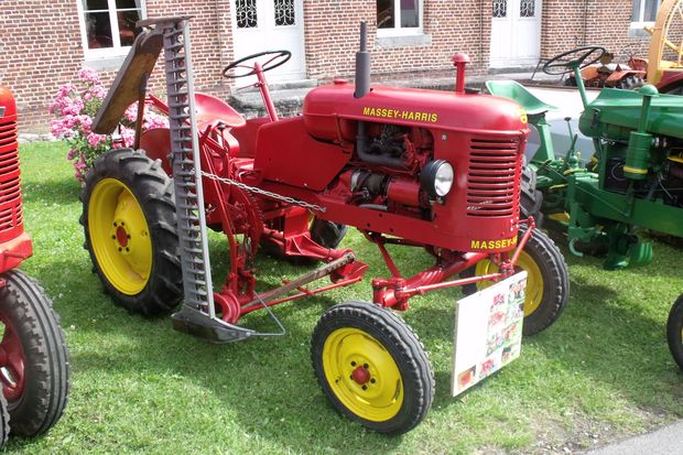 1er Juillet 2012: Expo vieux tracteurs à LESCHELLE  02 Dscf2110