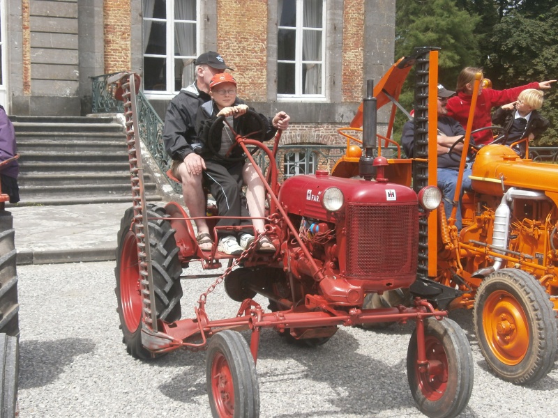 1er Juillet 2012: Expo vieux tracteurs à LESCHELLE  02 P7010320