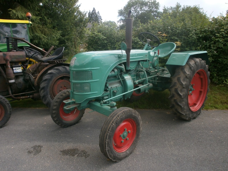 1er Juillet 2012: Expo vieux tracteurs à LESCHELLE  02 P7010420