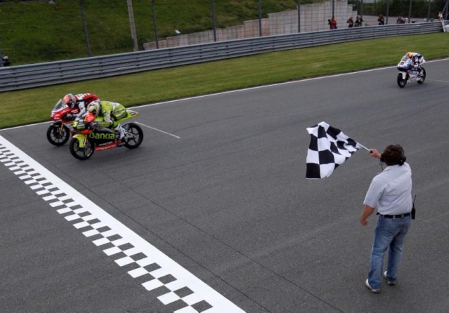 MOTO GP 125cc : Yohan ZARCO, un pilote français au sommet ? 20110710