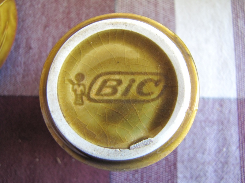 BIC pen holders are made by Orzels Crownl10