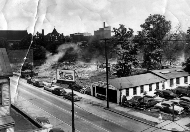 Old Gas Stations, Hotels and Car Hop Pics - Page 6 Newpor10