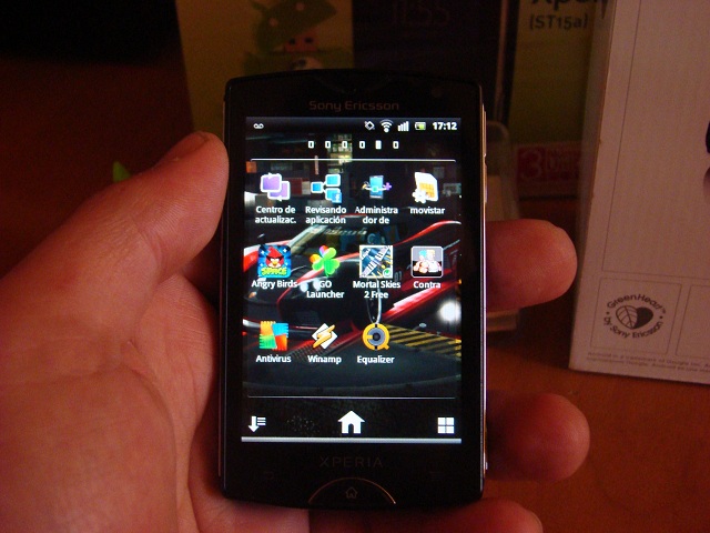 Mi nuevo celu (Smartphone) =D Xperia13