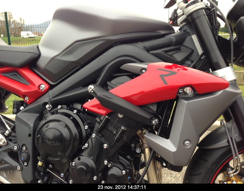 Triumph Daytona, Daytona R et Street R 675 - Page 6 Str110