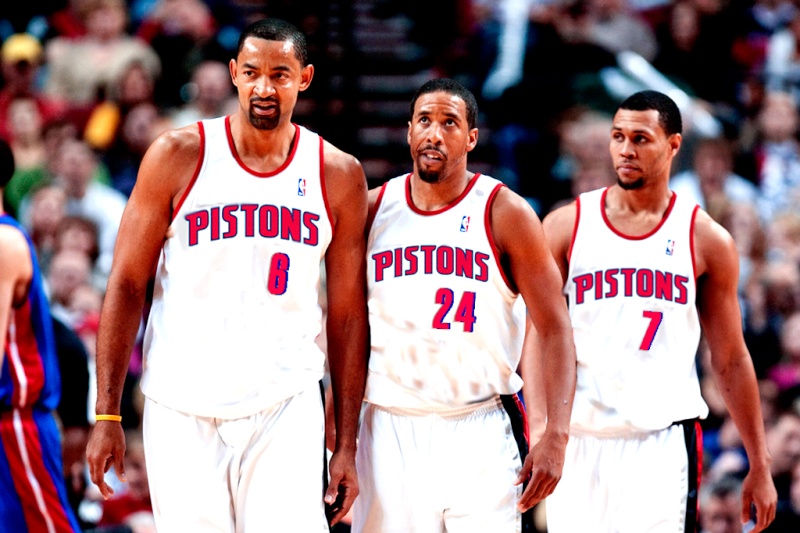 Detroit Pistons : The bad boys sentinelle - Page 9 Roy_mi10