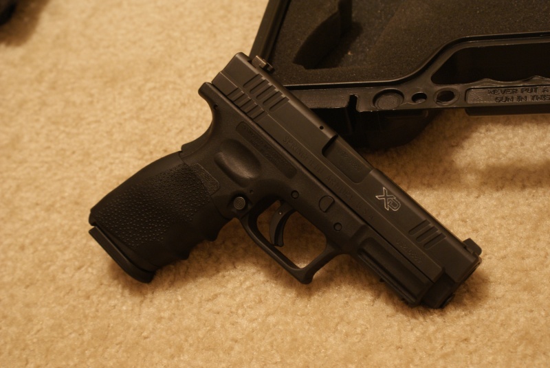 WTS Springfield XD 40 4 inch w/ XD kit, Trijicon NS, Serpa Holster $490.00 Dsc02213