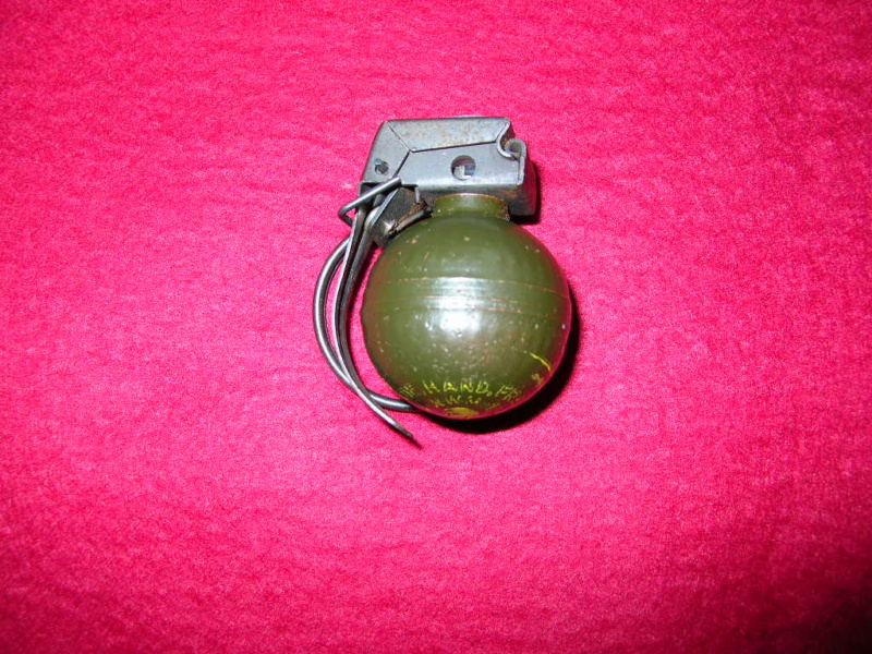 V40 Mini-Grenade M-092a10