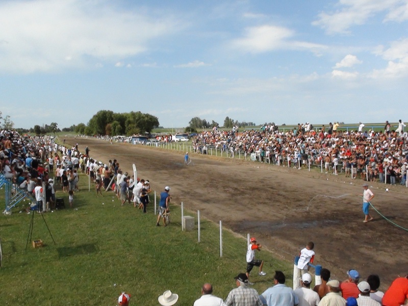 IMAGENES DEL DIA DEL NACIONAL  !!!! Dsc00228