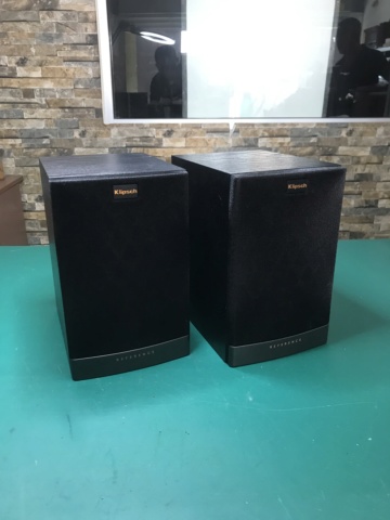 Klipsch RB-41 II Bookshelf Speakers 525f1c10