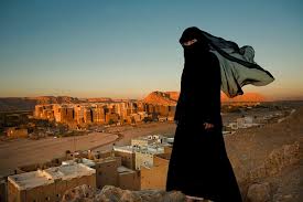 femmes en niqab... Images22