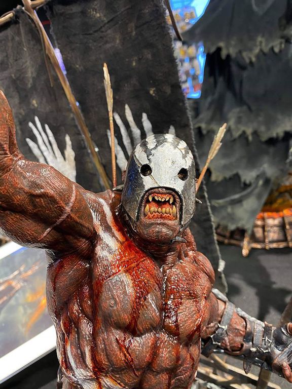 berserker statue fgo