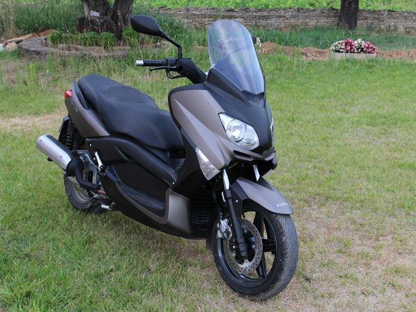 Mon Xmax 125 2012 Xmax_210