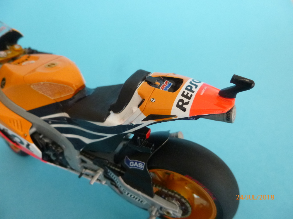  REPSOL Honda RC213V 14 Tamiya1:12 Galeriebilder P1090102