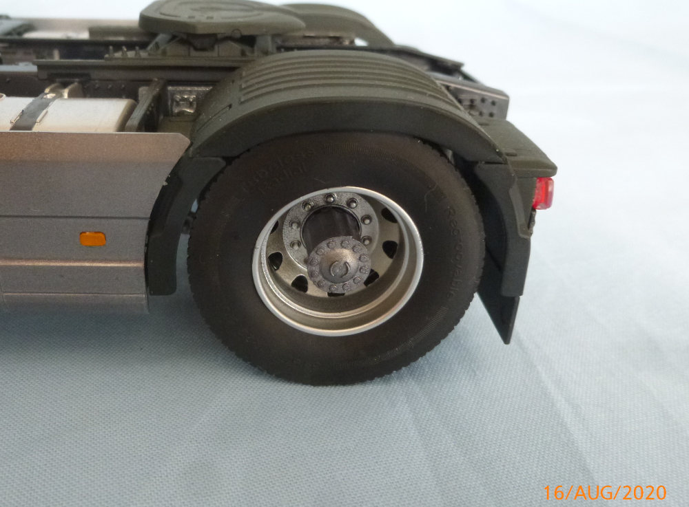 Volvo FH16 Globetrotter 1:24 Italeri geb. von Millpet P1120075