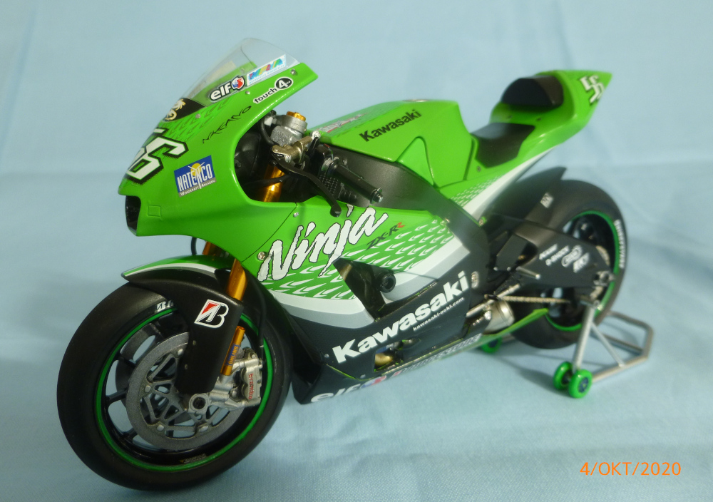  Kawasaki Ninja ZX-RR Tamiya 1:12 Galeriebilder P1120582