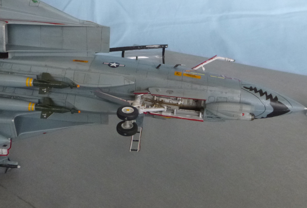 F14D Tomcat 1:48 Tamiya  Galeriebilder P1130930