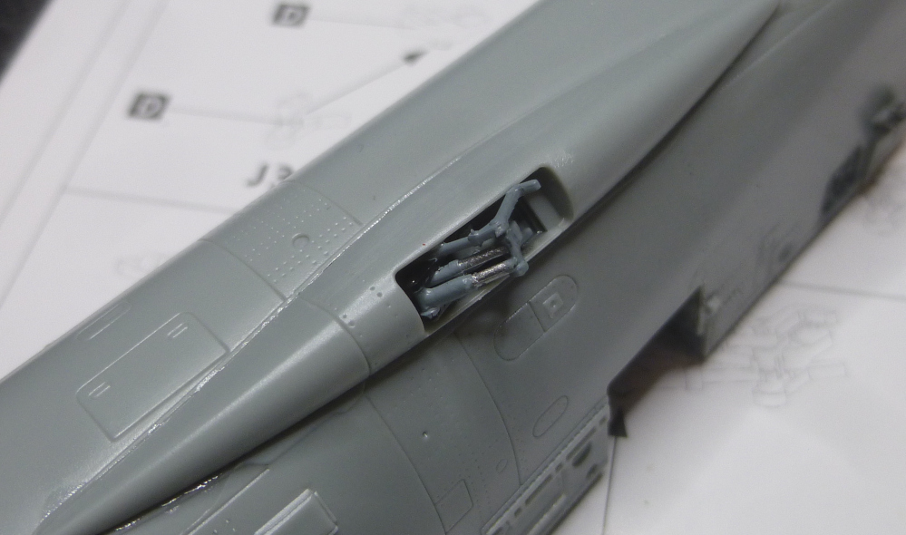 SU-27K(Su33) Sea Flanker Minibase 1:48 geb.von Millpet - Seite 2 P1150639