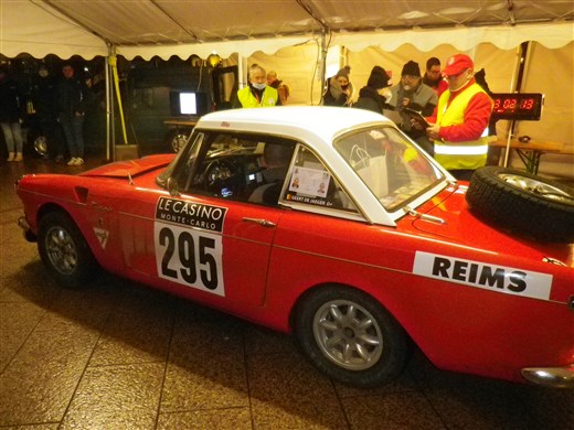 XXIV ème Rallye de Monte Carlo Historique - 27 Janvier / 02 Février 2022 - Page 2 Imgp3826