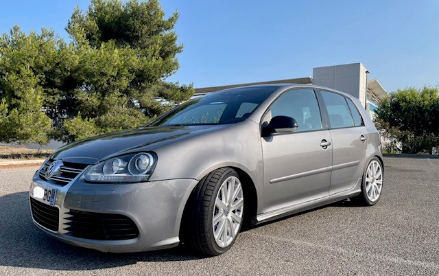 je recherche une MK5 R32 4 portes DSG 1930