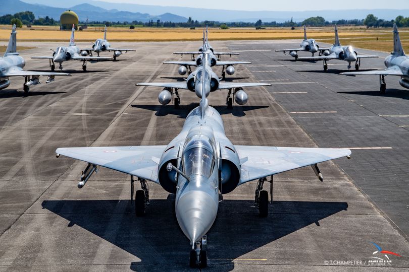 1/48 - Mirage 2000 N,B,C,D - Heller, Kinetic, Eduard B_115_10