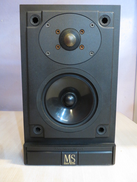 Mordaunt Short MS10i Bookshelf Speakers Img_1315