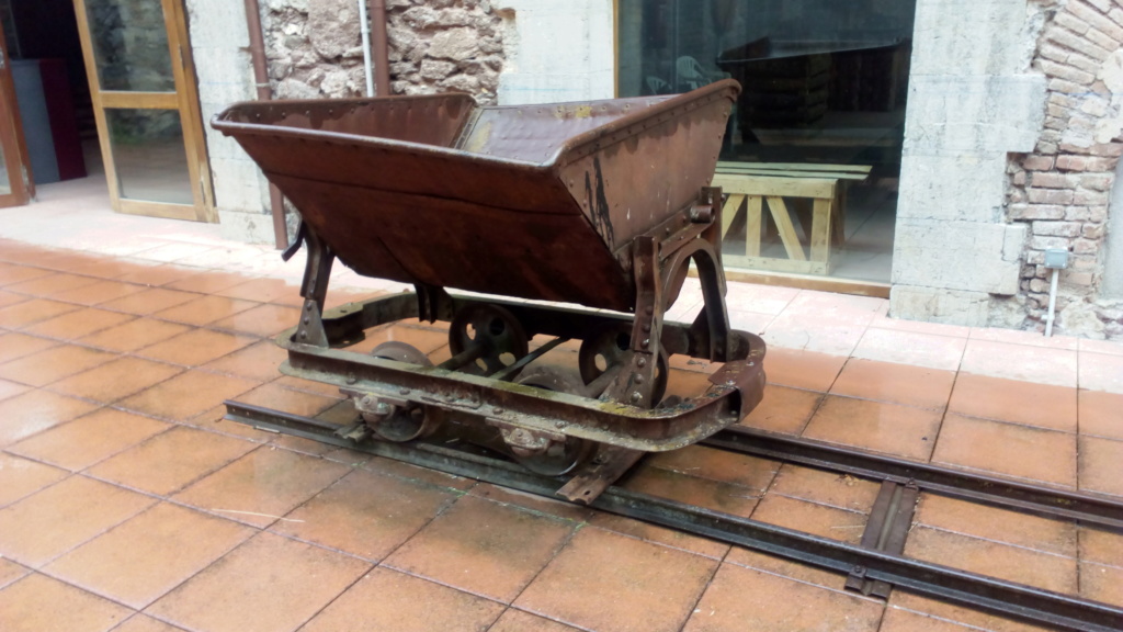 Arqueologia ferroviària - Museu Miner D'Ogassa Img_2038