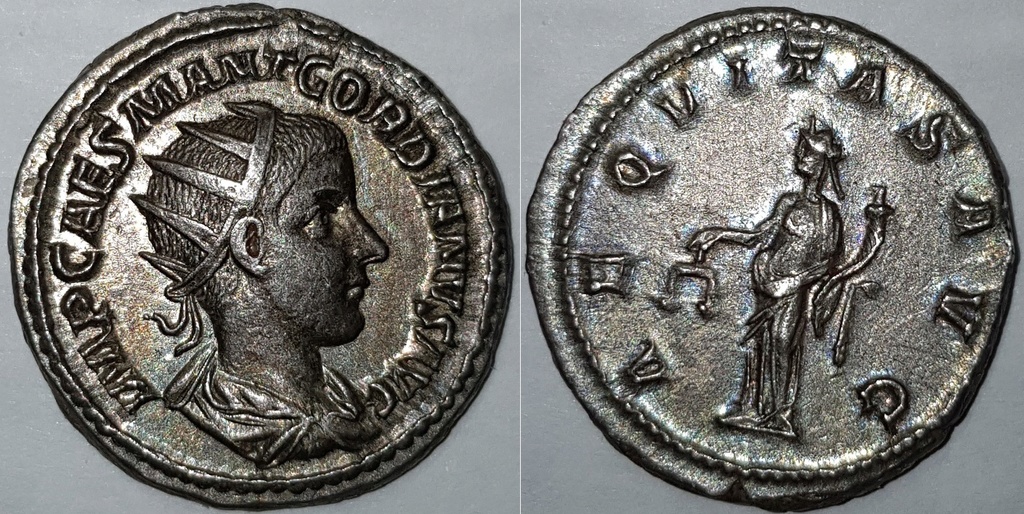 Antoniniano de Gordiano III. AEQVITAS AVG. Roma Gordia10