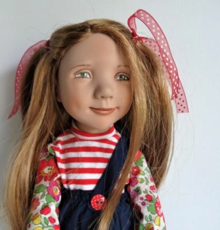  Cette poupée souriante Elna de Zwergnasse est arrivée Ann_mi10