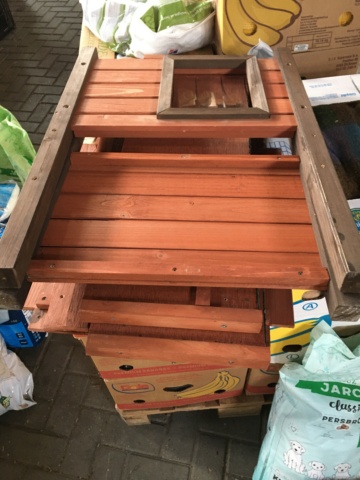 Zondag 27 sept opbouwen pallets Img_4632